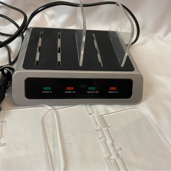 Atomi 4 port USB charging station - Picture 2 of 3